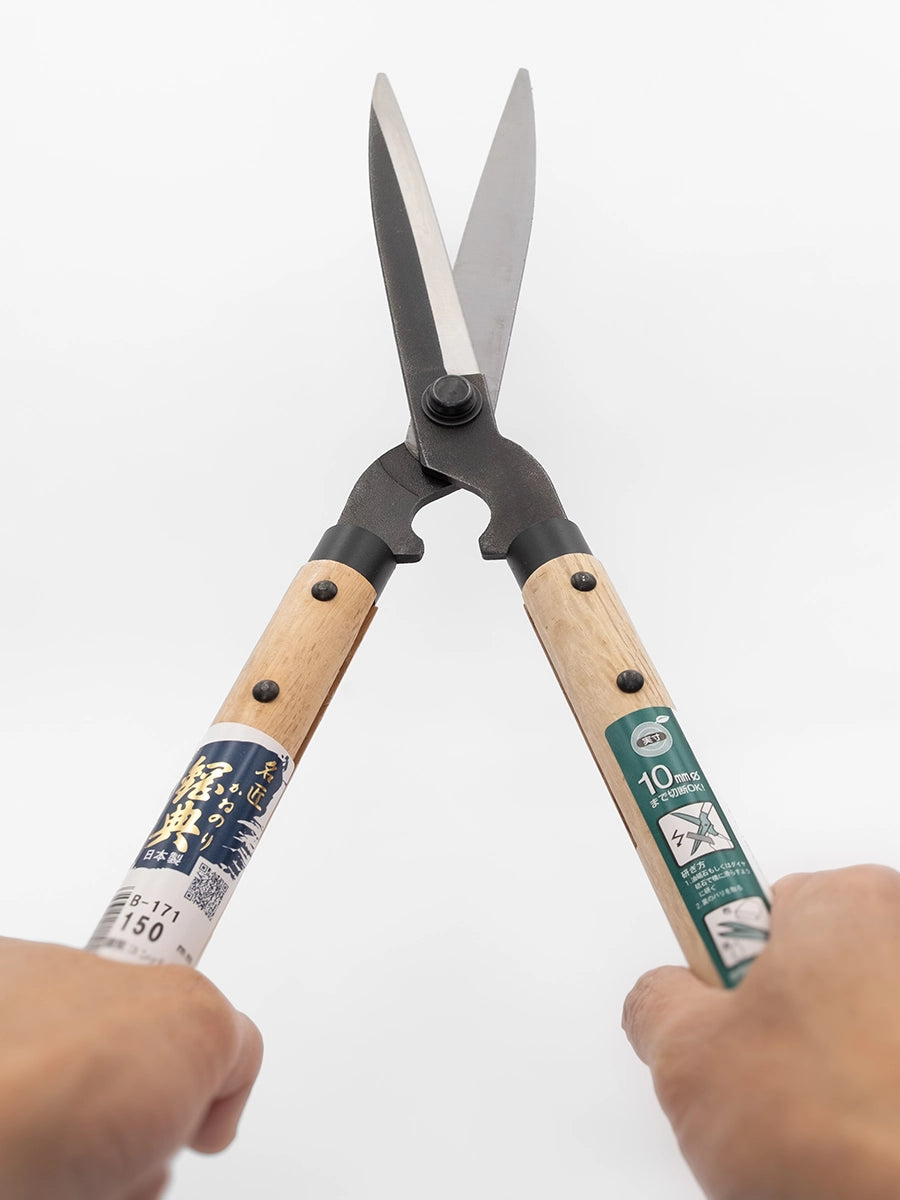 Cisaille compacte pour la taille