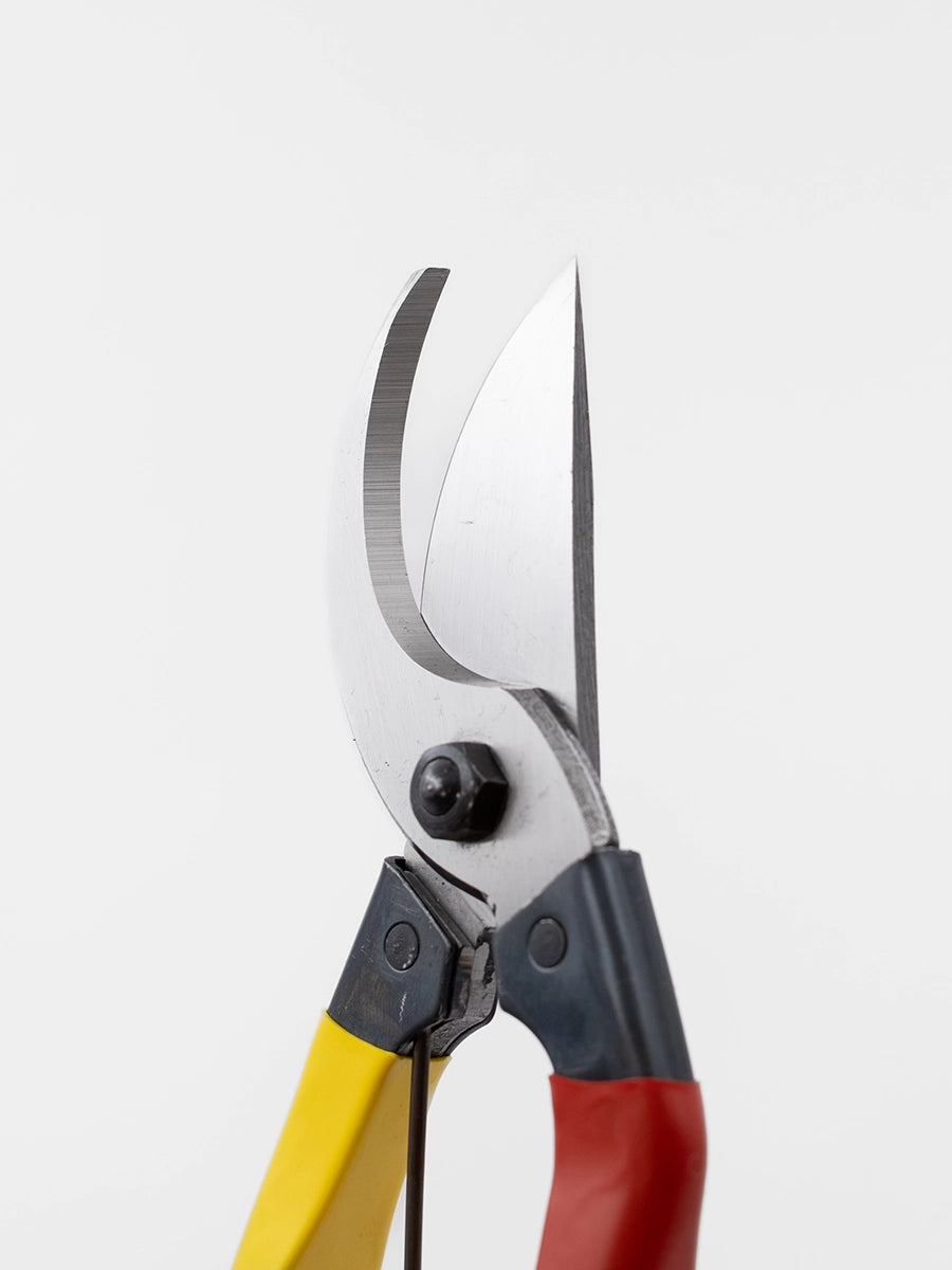 Onotetsu Sécateur Droitier Rouge & Jaune  200mm 180mm